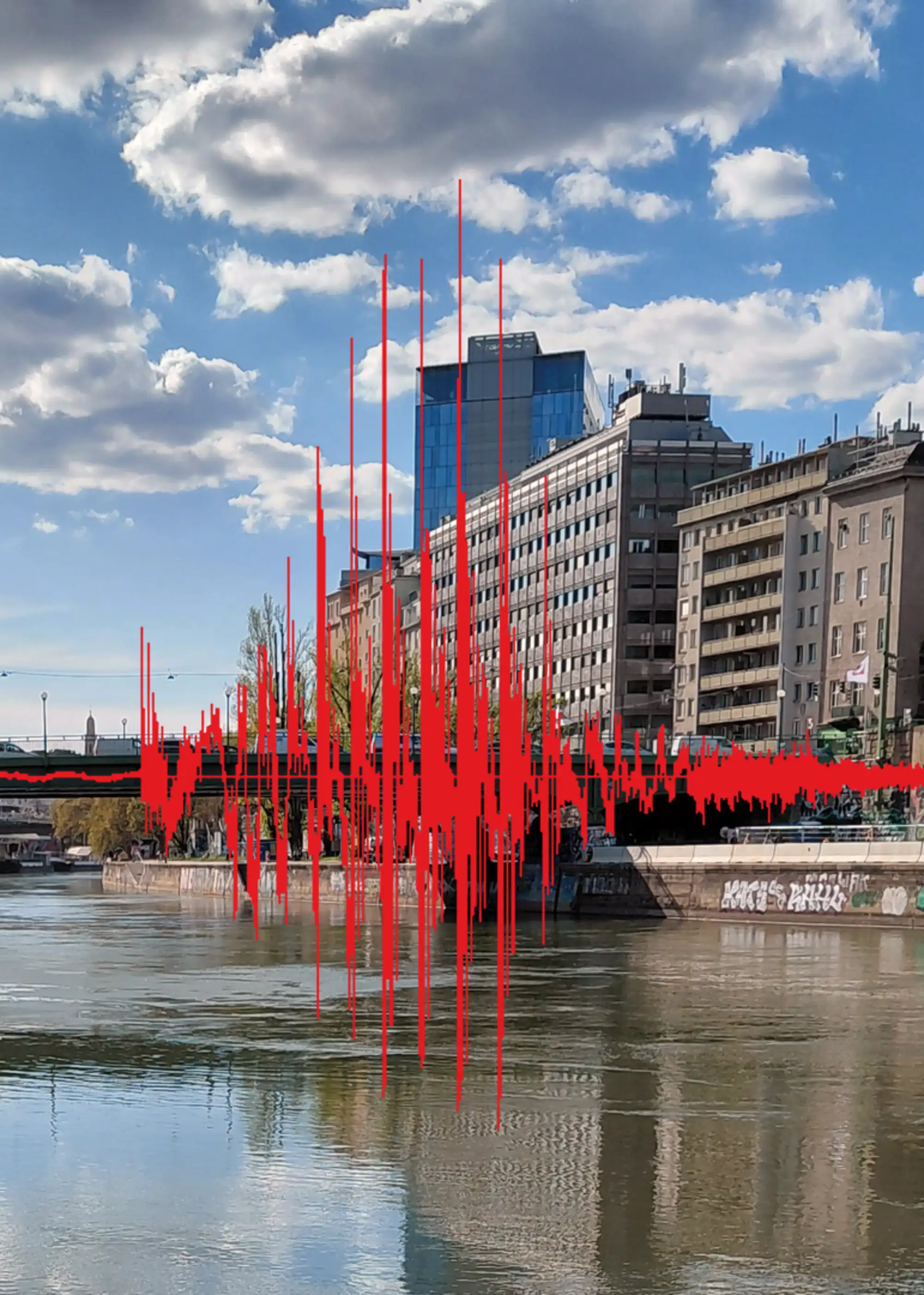 die grafische Darstellung von Schallwellen über einem Bild des Donaukanals