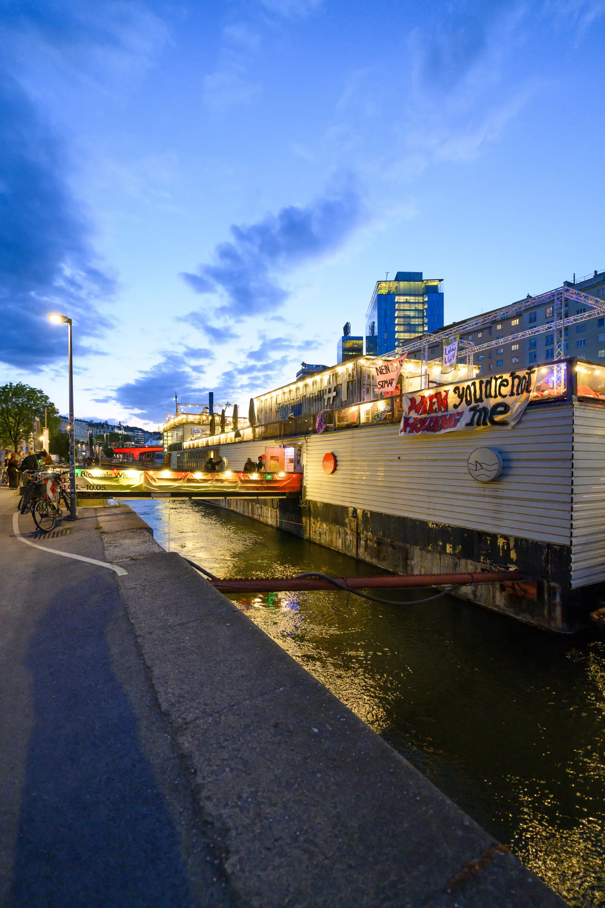 Ansicht Badeschiff Wien